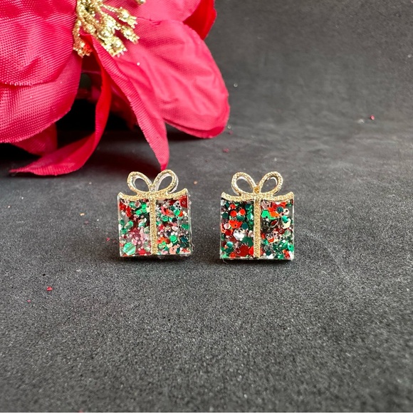 Christmas Earrings for a little Girl Stud Confetti Present earrings - Picture 8 of 8
